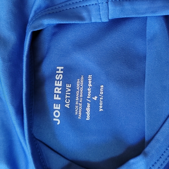 Boy's shirt, Activewear, size 4, Joe Fresh - Picture 3 of 4